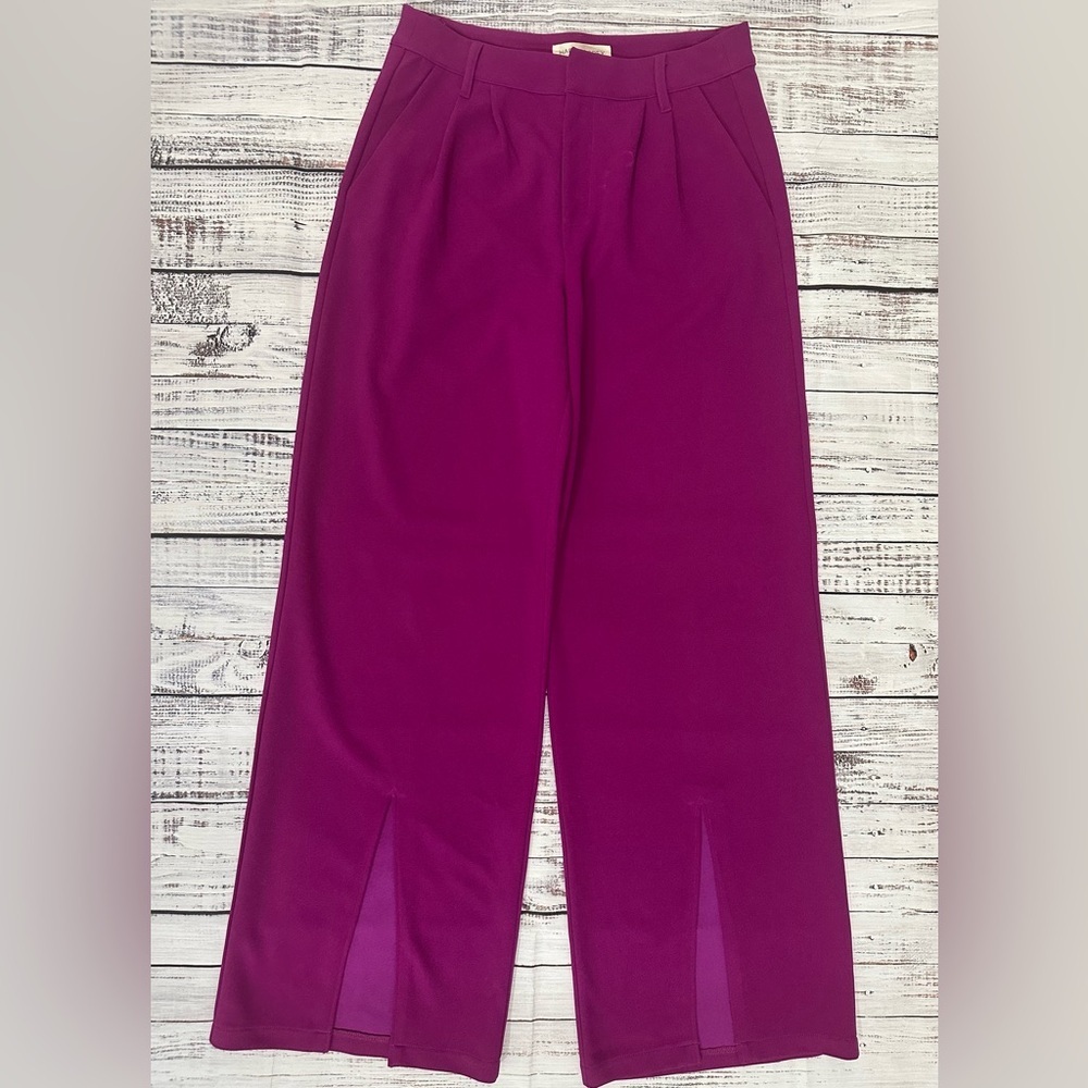 Happily Grey Women's‎ Magenta Wide-Leg Trousers Sz. 1